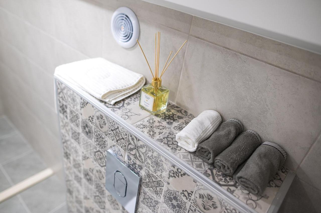 Deluxe Central Rooms Karłowo Zewnętrze zdjęcie